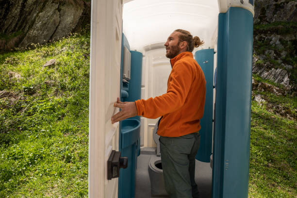 Best Luxury portable toilet rental  in Pleasant Gap, PA