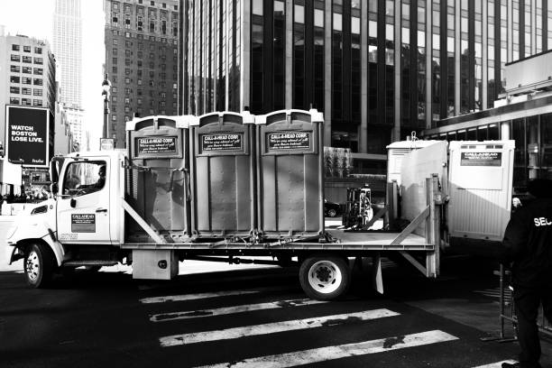 Best Portable restroom trailer rental  in Pleasant Gap, PA